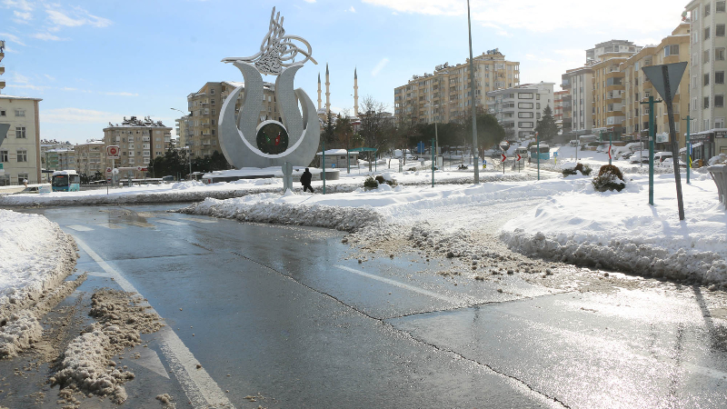 KAHRAMANMARAŞ'TAN KAR MAZARALARI