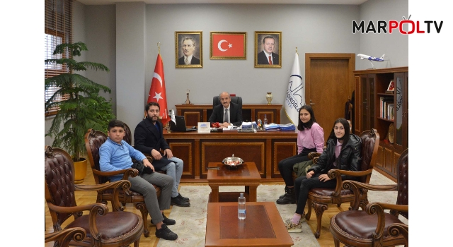 BAŞKAN OKAY’DAN ÖĞRENCİLERE ANLAMLI DESTEK