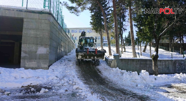 Büyükşehir Çalışıyor, Ulaşım Açık Tutuluyor