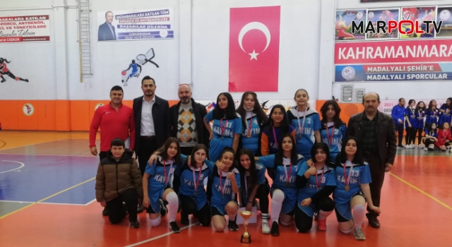 Yıldız Kızlar Futsal İl Şampiyonu Ö.Faruk Arıkan