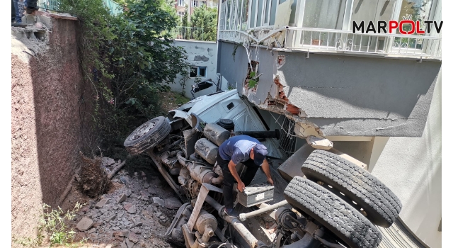 Kahramanmaraş’ta freni patlayan su tankeri dehşet saçtı