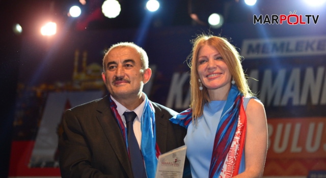 Horon ile halk oyunlarının uyumu izleyenlerden tam not aldı