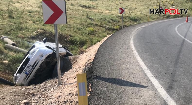 Kahramanmaraş’ta devrilen otomobildeki 2 kişi yaralandı!