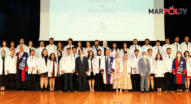 SANKO Üniversitesi geleceğin doktorlarına ‘Beyaz Önlük Giyme’ töreni düzenledi!
