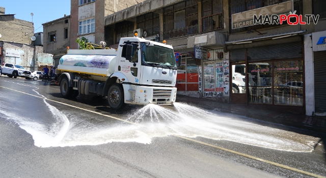 Büyükşehir, Temizlik Çalışmalarını Sürdürüyor