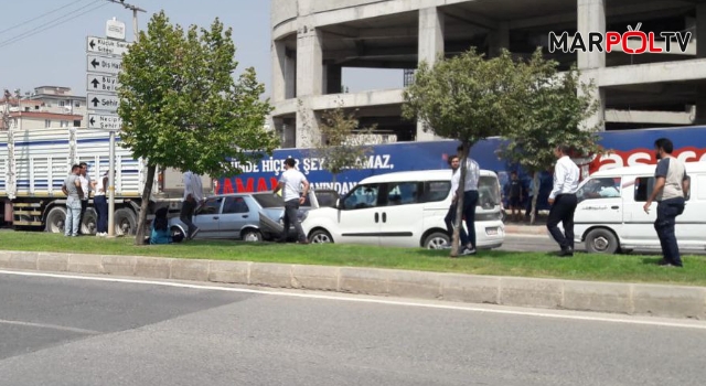 Kahramanmaraş'ta zincirleme kazada 4 araç birbirine girdi