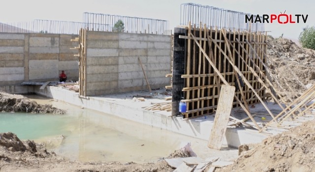 Elbistan'daki Karahöyük Mahallesi'ne Yeni Köprü İnşa Ediliyor