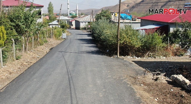 Göksun Tombak’ın Yolu Sıcak Asfaltla Yenilendi