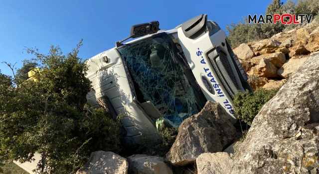 Kahramanmaraş’ta kontrolden çıkan tır şarampole devrildi: 1 yaralı