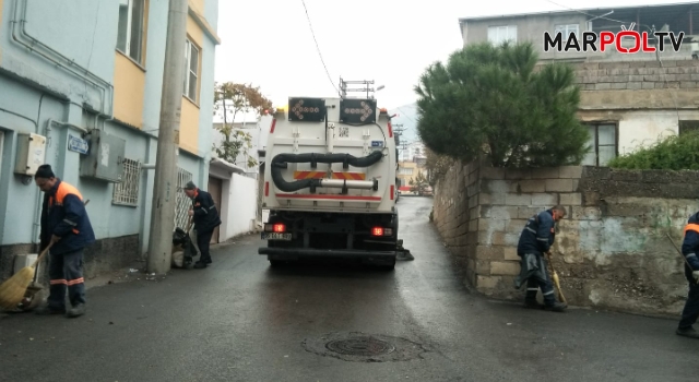 Onikişubat Belediyesi’nin temizlik hamlesiyle mahalle ve sokaklar pırıl pırıl