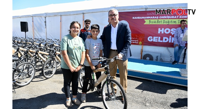 Başkan Güngör, Bisiklet Dağıtım Programında Çocuklarla Bir Araya Geldi