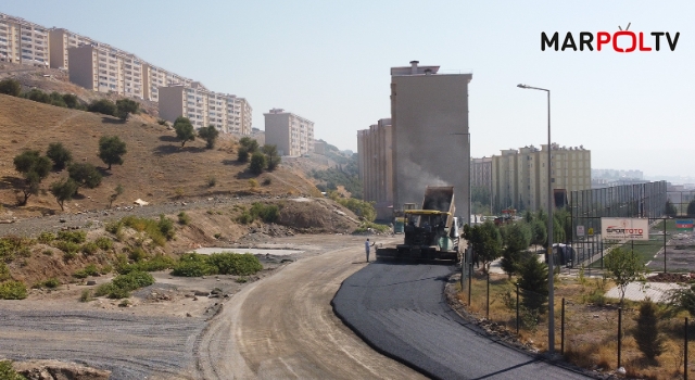 Büyükşehir, Yıldızevler Bölgesinde Asfalt Çalışmalarını Sürdürüyor