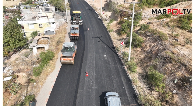 Büyükşehir, Büğlek Caddesi'nde Asfalt Çalışmalarını Sürdürüyor