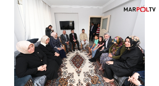 Başkan Görgel, Depremde Ailesini Kaybeden Çocuklarla Bir Araya Geldi