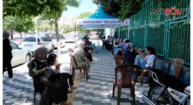 Onikişubat Belediyesi, YKS’ye giren öğrencilerin ve ailelerinin sınav heyecanına ortak oldu