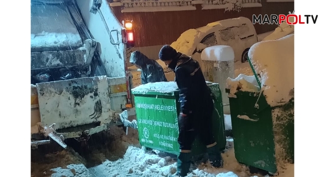 Zorlu kış şartlarına rağmen Onikişubat’ta temizlik hizmetleri aksamıyor