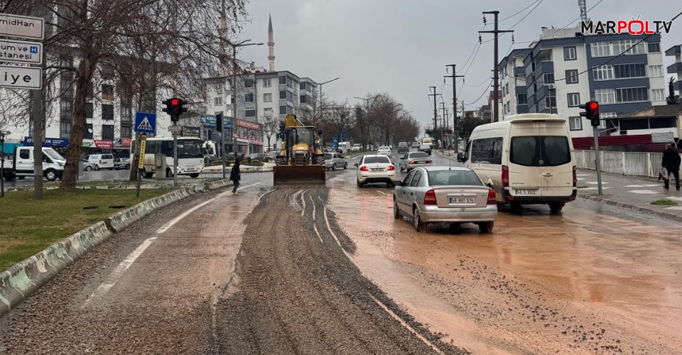 Altyapı Çalışmasının Devam Ettiği Yollardaki Bozulmalar Gideriliyor