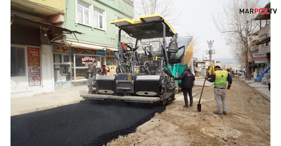 Şehir Merkezinde Yol Onarım Atağı Sürüyor