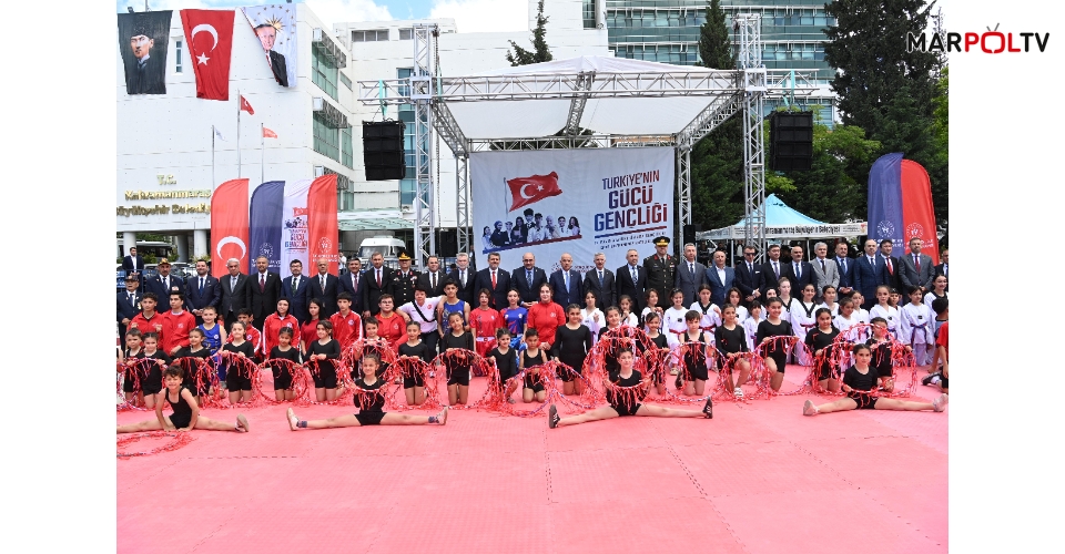 Atatürk’ü Anma, Gençlik ve Spor Bayramı, Milli İrade Meydanı’nda Coşkuyla Kutlandı