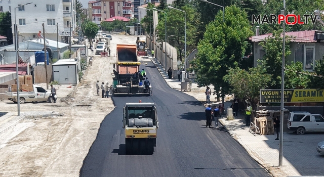 Büyükşehir, Elbistan’ın Caddelerini Yeniliyor