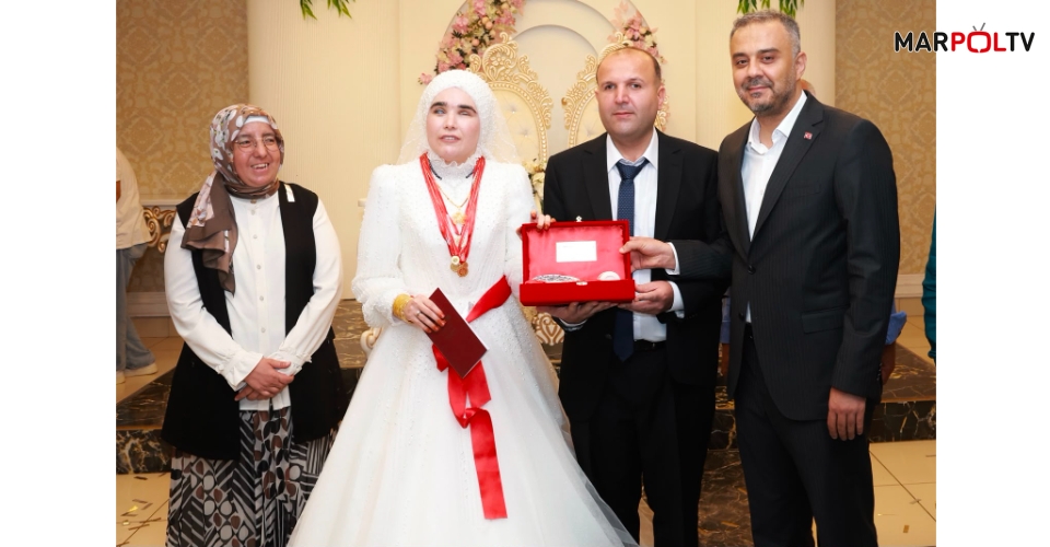 Kahramanmaraş’ta sevgi engel tanımadı: Doğuştan görme engelli iki öğretmen hayatlarını birleştirdi