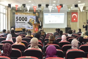 Türkoğlu Belediyesi 5000 Öğrenciye Online Eğitim Kartlarının Dağıtımını Gerçekleştirdi