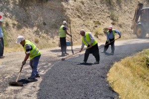 3 İlçede 50 Kilometrelik Yol Yenilendi