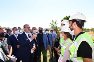 Mahir Ünal, “165 ülkede taşeronluk yapan FETÖ gençleri ailelerinden kopardı”