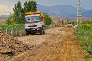 Afşin ve Elbistan’da Yollar Büyükşehir’le Yenileniyor