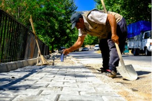 DULKADİROĞLU’NDAN KAYABAŞI’NA PARKE