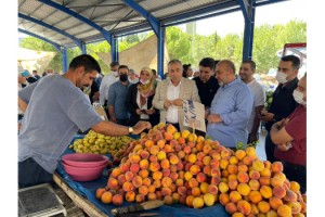 DEVA PARTİSİ KAHRAMANMARAŞ TEŞKİLATI PAZAR ESNAFINININ SORUNLARINI DİNLEDİ