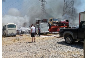 Kahramanmaraş’ta hurdalıkta çıkan yangın kontrol altına alındı