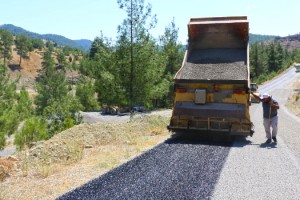 Onikişubat’ta 6 Mahallenin 60 Kilometrelik Yolu Yenileniyor