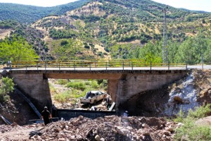 Büyükşehir’den Dedeler Mahallesi’ne Yeni Köprü