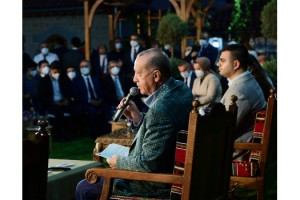 Erdoğan Şiirin Başkentinde Gençlerle Buluştu