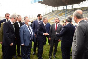 Bakan Kasapoğlu’ndan Kahramanmaraş’a stadyum müjdesi