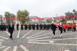 Başkomutan Atatürk Törenlerle Anıldı