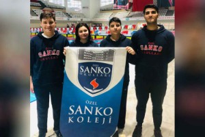 SANKO Okulları Yüzme Yarışmasında Dört Madalya Kazandı