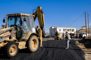 GÜZELYURT MAHALLESİNDE ASFALT ÇALIŞMASI