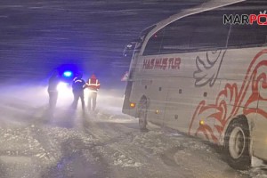 Kahramanmaraş’ta yolcu otobüsü mahsur kaldı