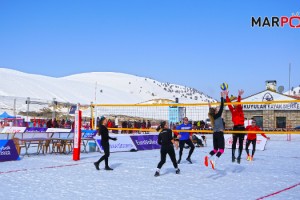 Yedikuyular’da Kar Voleybolu Avrupa Turu Başladı