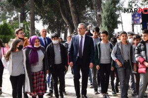 Başkan Güngör Tarihi Maraş Kalesi’nde Gençlerle Buluştu