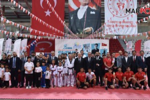 19 MAYIS ATATÜRK’Ü ANMA GENÇLİK VE SPOR BAYRAMI ÇOŞKU İLE KUTLANDI