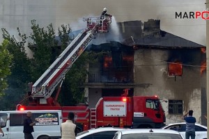 Elbistan'da İki Katlı Evde Korkutan Yangın