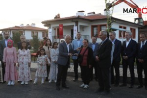 Kahramanmaraş’ta İlk Köy Evleri Hak Sahiplerine Teslim Edildi.