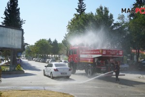 Büyükşehir’den Tozlanmaya Karşı Sulama Desteği