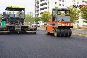 Adil Erdem Bayazıt Caddesi’nde Asfalt Serimi Sürüyor