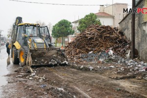 Odun Ambarları ve Küçük Sanayi Sitesi Hafriyat Atıklarından Temizleniyor