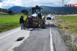 Büyükşehir, Andırın Kırsalında Yolların Bakım Onarımını Sürdürüyor