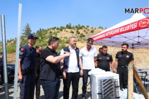Başkan Toptaş ve Kaymakam Çiğdem, yangın bölgesinde vatandaşları ziyaret etti